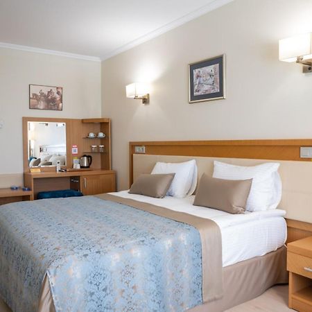 Patalya Lakeside Resort Hotel Golbası Extérieur photo